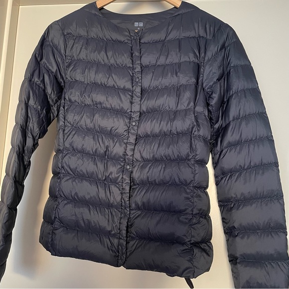 HOST PICK⭐️Ultra Light Duck Down Jacket-Packable 🤍Navy - Picture 6 of 12